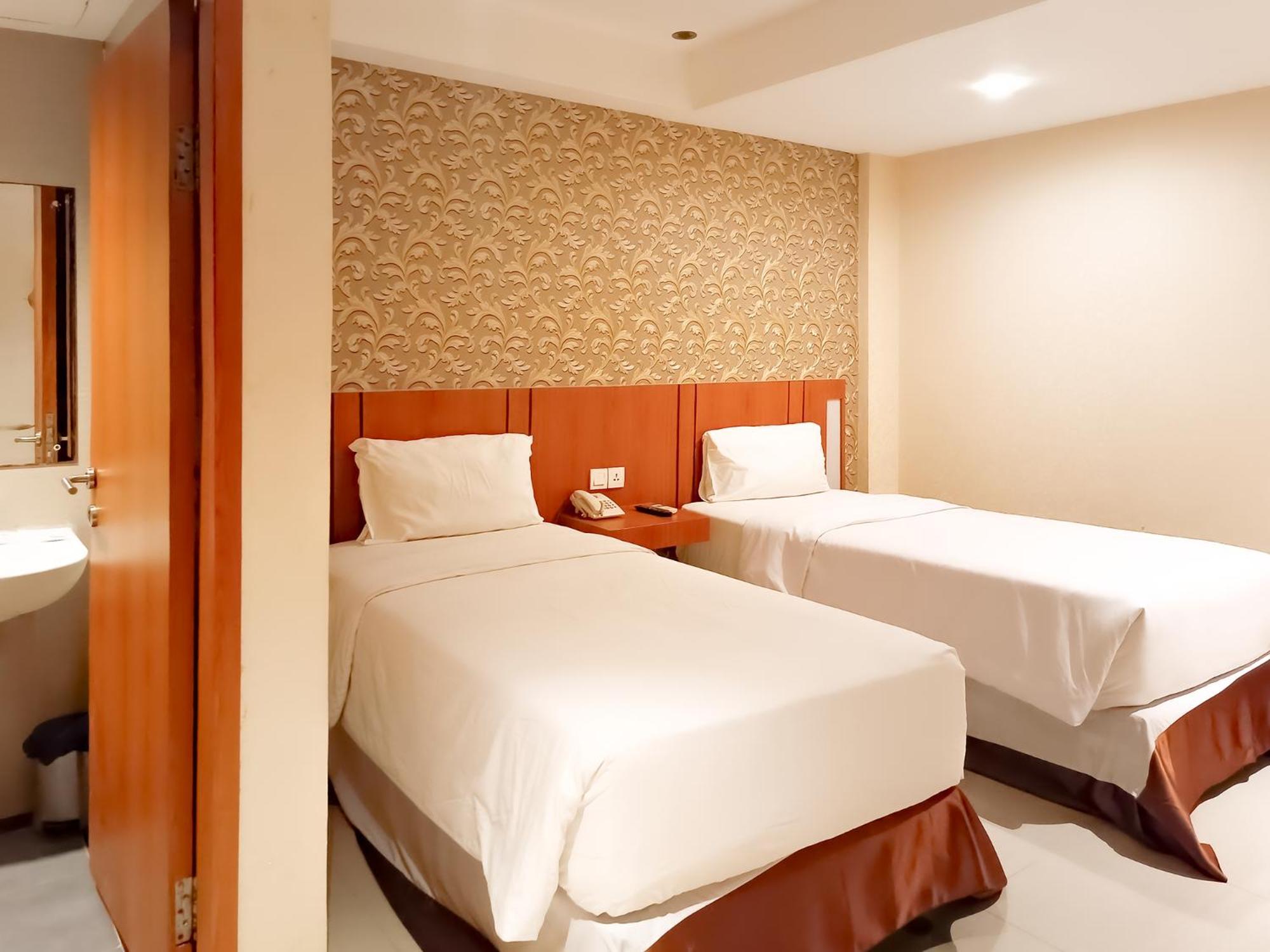 Portola Arabia Hotel 반다 아세흐 외부 사진