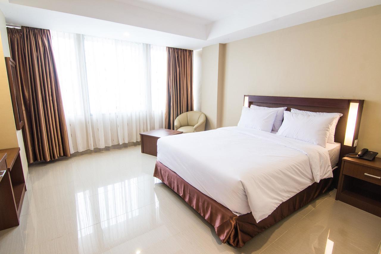 Portola Arabia Hotel 반다 아세흐 외부 사진